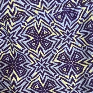 LuLaRoe Women’s OS Purple Geometric Patterned Leggings